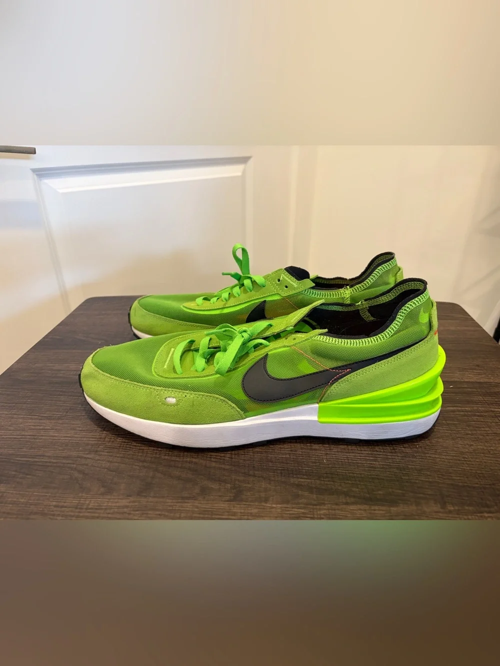 Nike Waffle One ‘Grinch’
